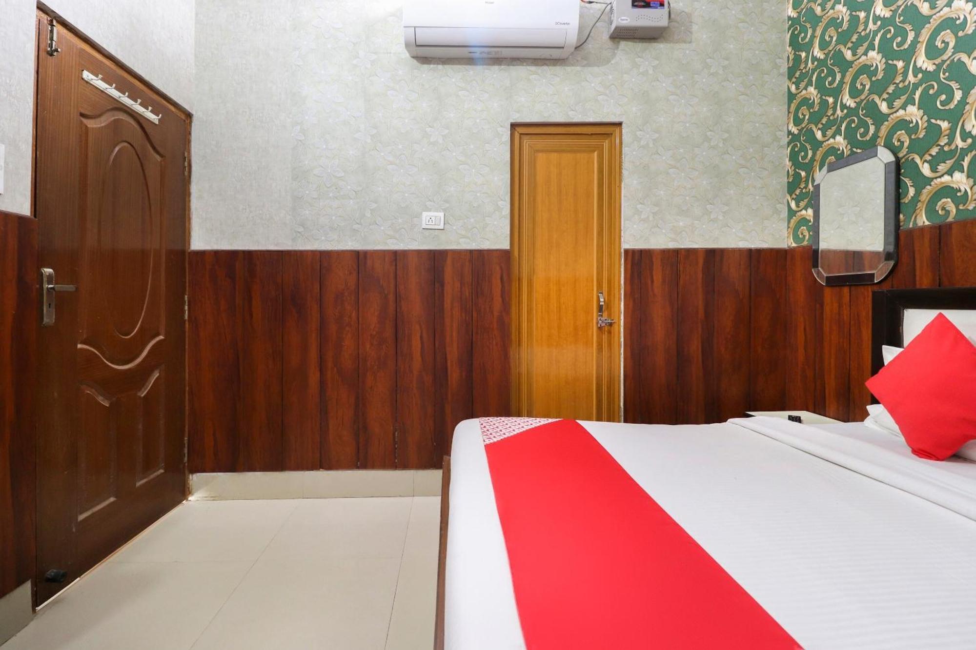 Hotel O Moon Light Roorkee Bagian luar foto